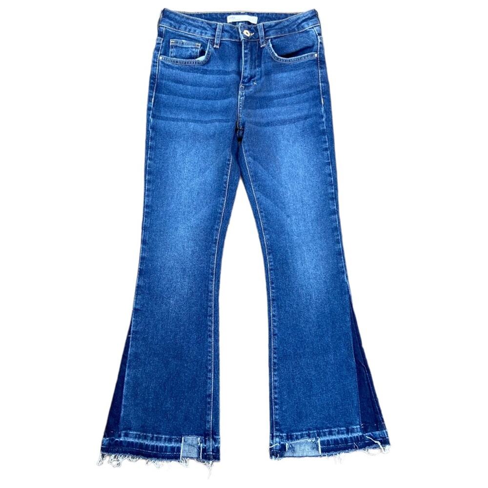 Zara Basic Denim Two Tone Raw Hem Flare Blue Jeans Women’s Size 2